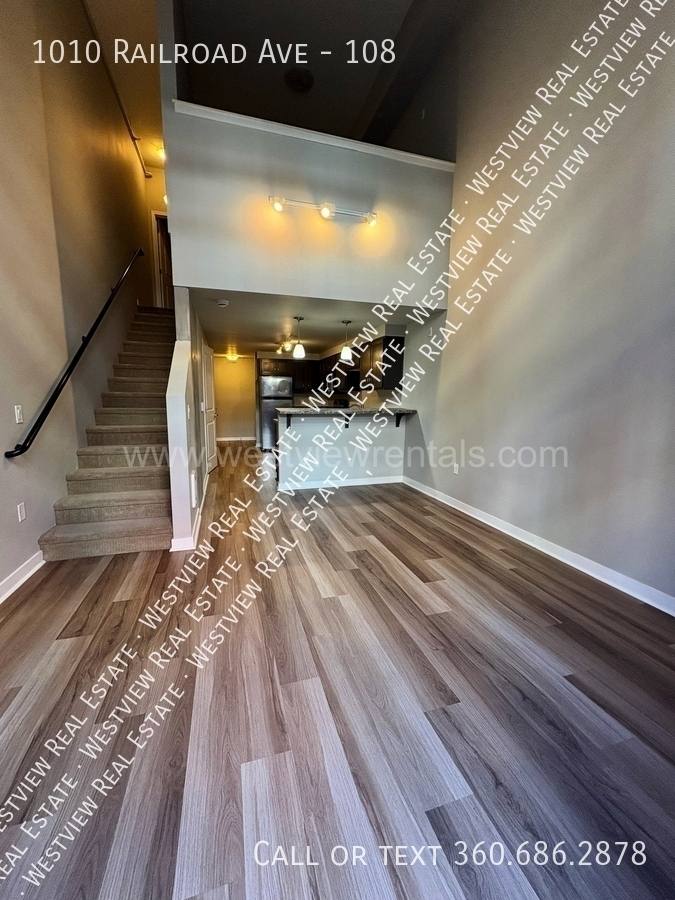 Apartment for rent at 1010 Railroad Ave #108, Bellingham, WA 98225