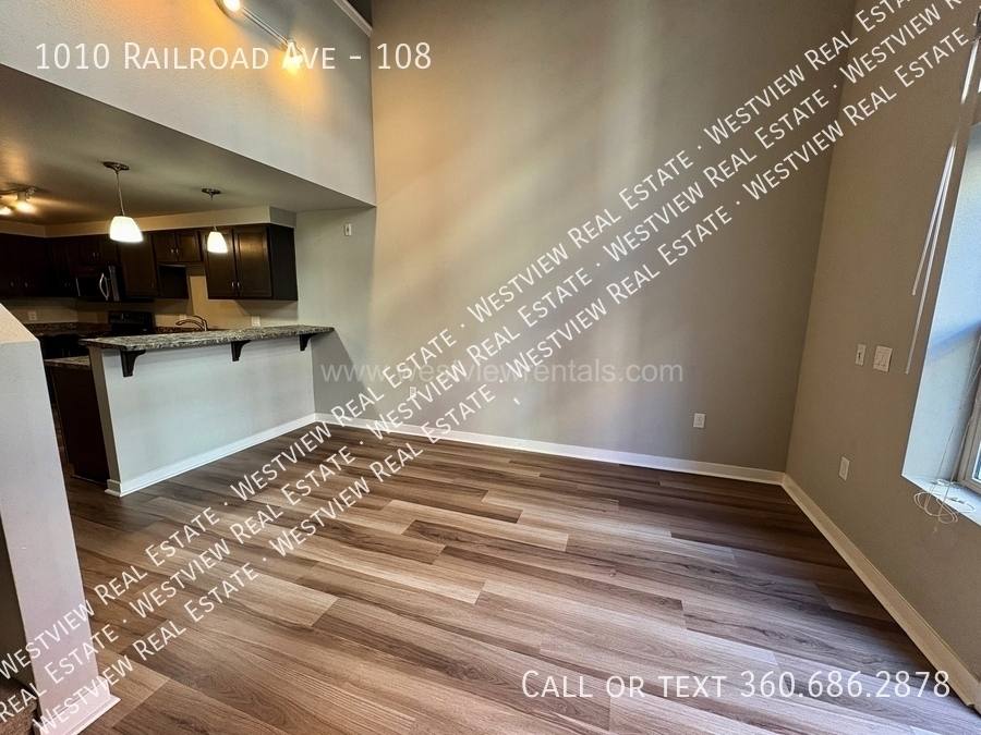 Apartment for rent at 1010 Railroad Ave #108, Bellingham, WA 98225