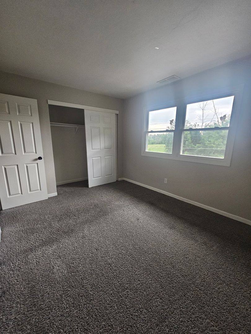 Apartment for rent at 3424 Heatherton Dr, Davenport, IA 52804