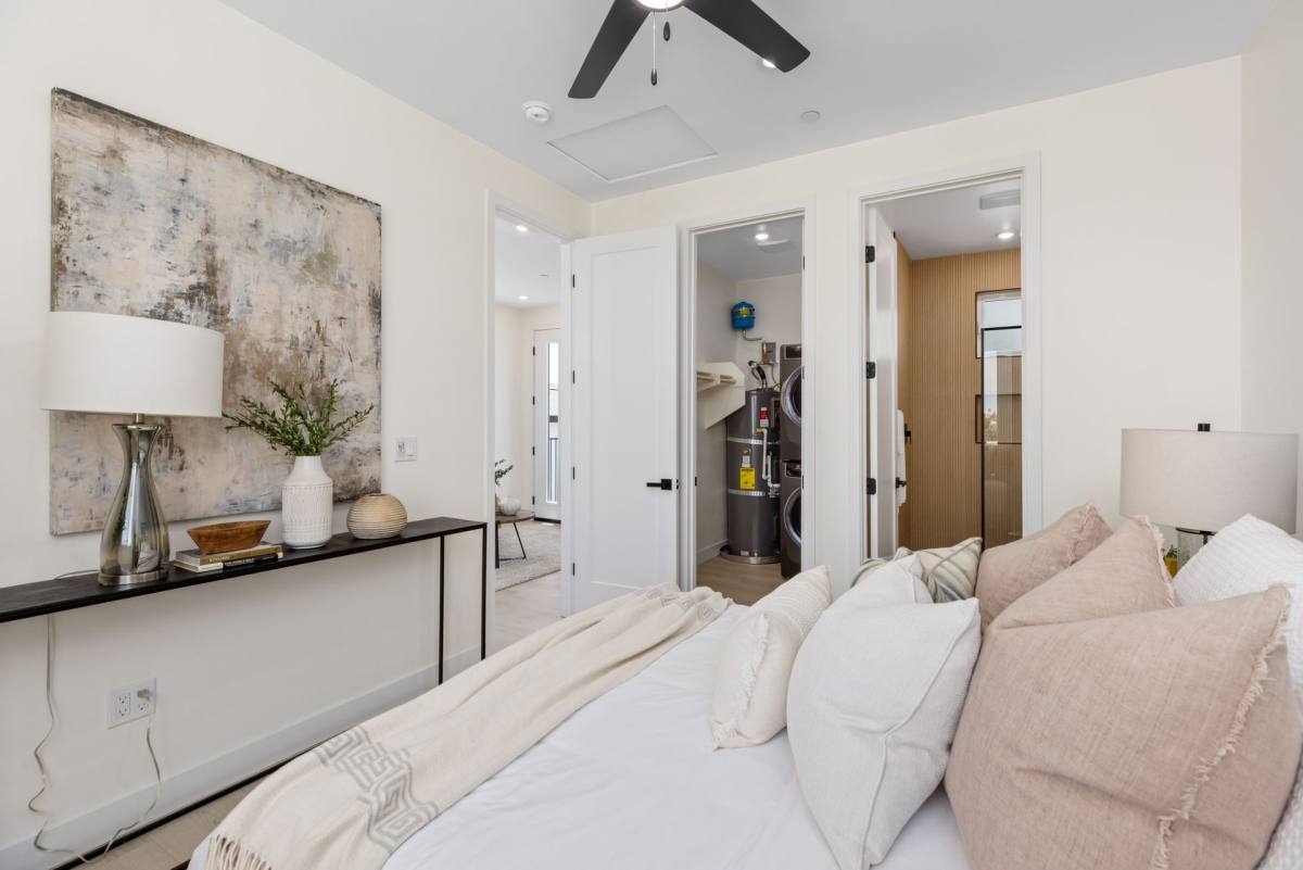Apartment for rent at 3873-81 Boren St, San Diego, CA 92115