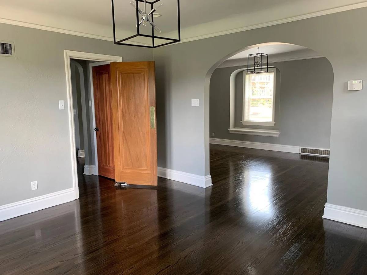 House for rent at 7347 Northmoor Dr, Saint Louis, MO 63105