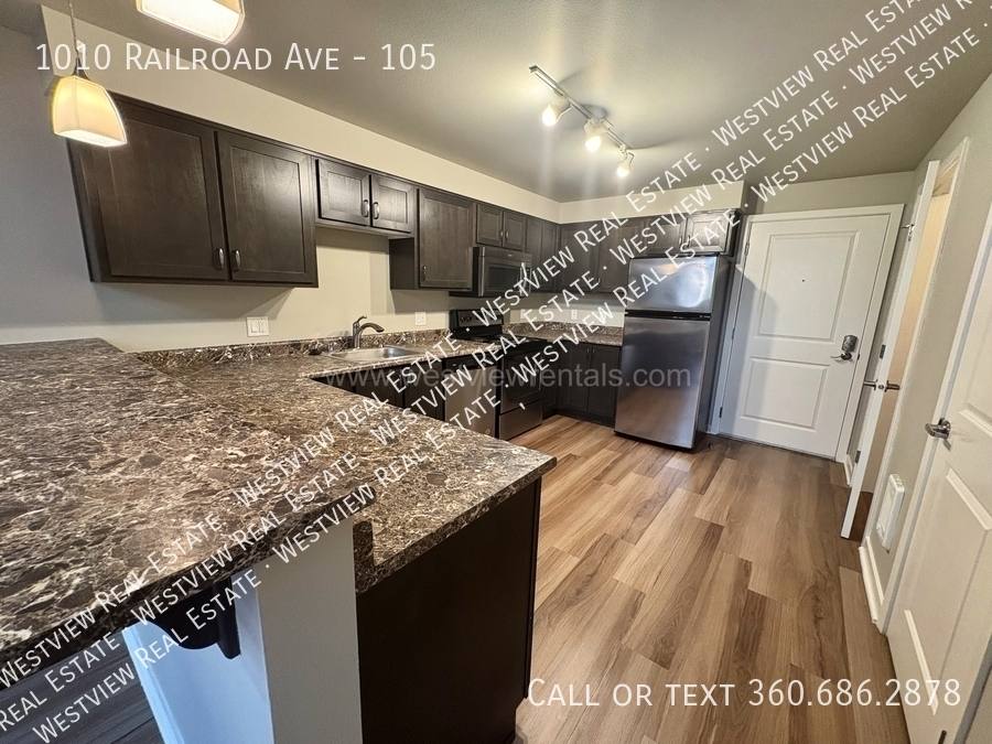Apartment for rent at 1010 Railroad Ave #105, Bellingham, WA 98225