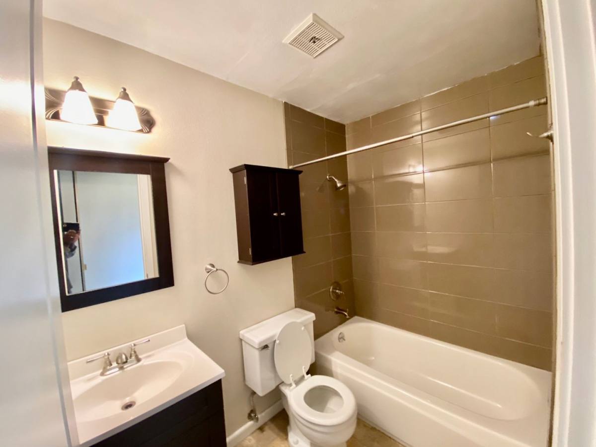 House for rent at 321 Y SE, Bellevue, WA 98004
