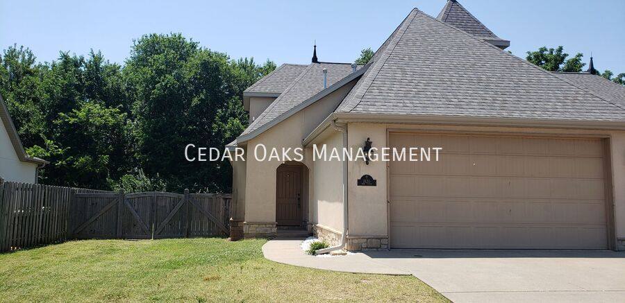 Townhouse for rent at 1620 Park St, Lowell, AR 72745