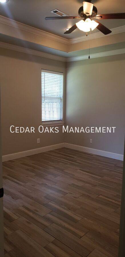 Townhouse for rent at 1620 Park St, Lowell, AR 72745