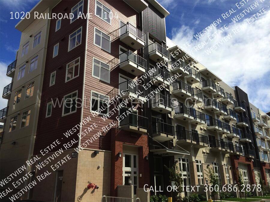 Apartment for rent at 1020 Railroad Ave #104, Bellingham, WA 98225