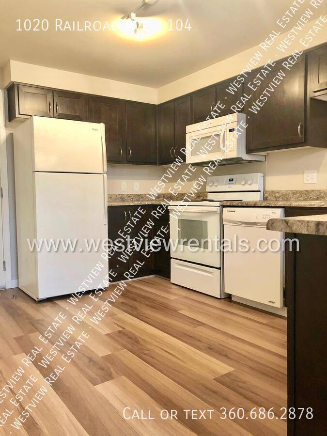 Apartment for rent at 1020 Railroad Ave #104, Bellingham, WA 98225