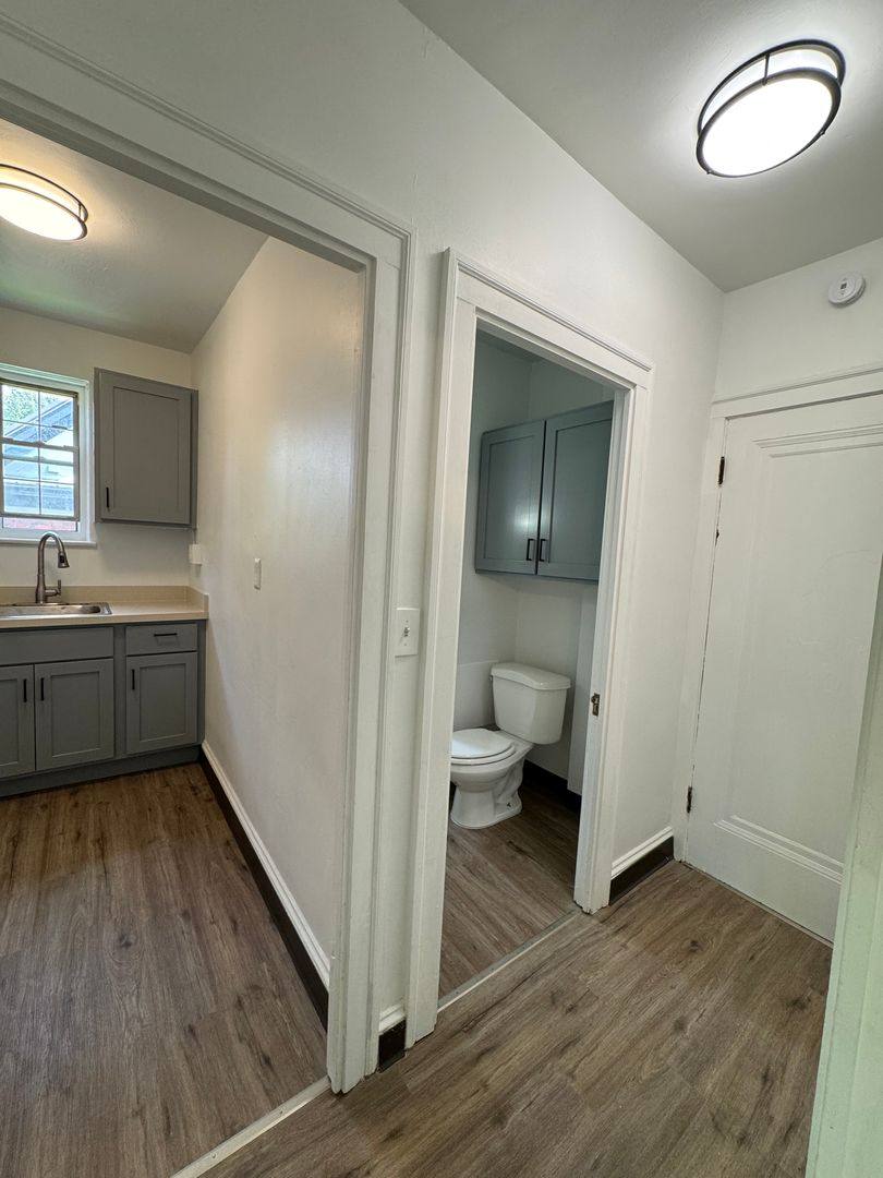Apartment for rent at 572 Chestnut St, Meadville, PA 16335