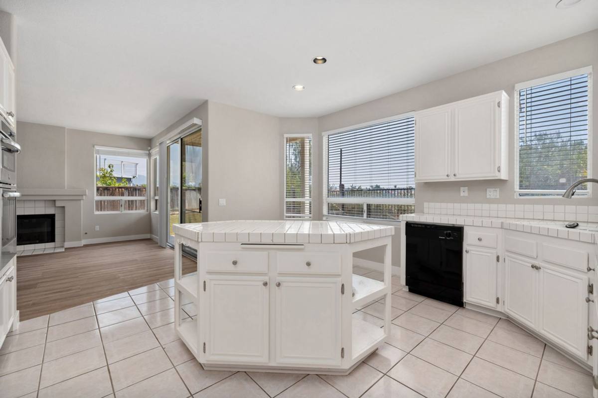 House for rent at 7996 Cicada Court, San Diego, CA 92129
