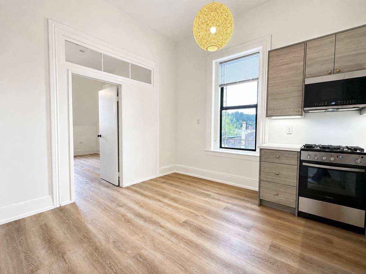 Apartment for rent at 1330 4th St #16, San Rafael, CA 94901