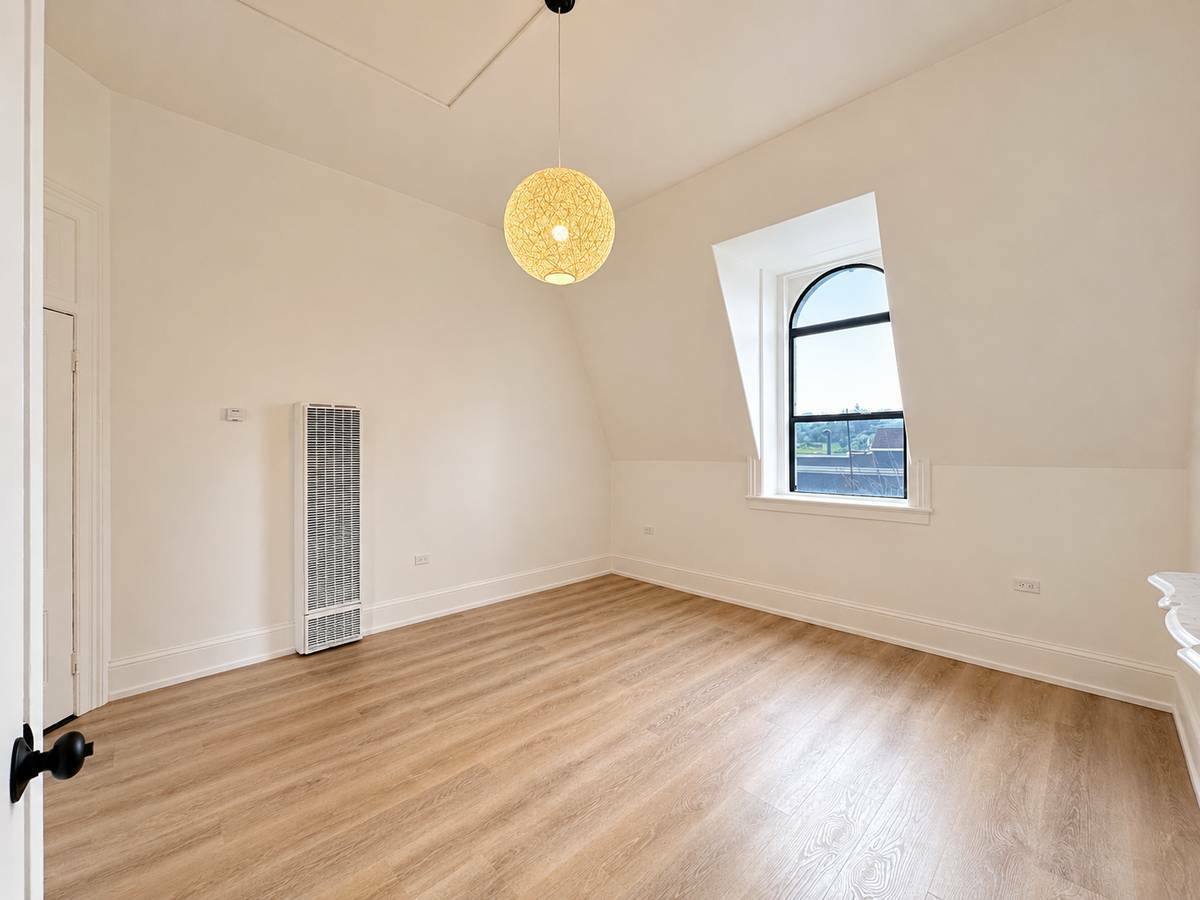 Apartment for rent at 1330 4th St #16, San Rafael, CA 94901