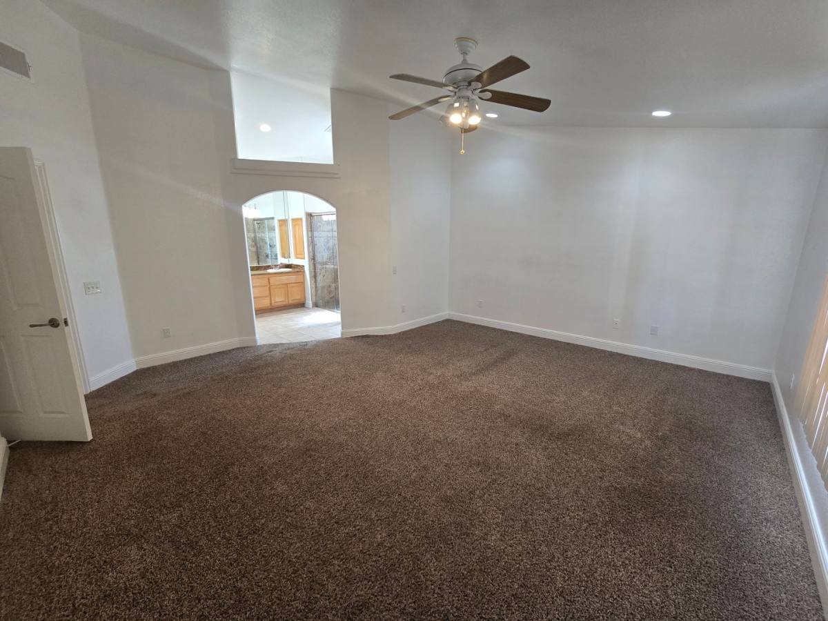 House for rent at 61818 Alta Mesa Dr, Joshua Tree, CA 92252