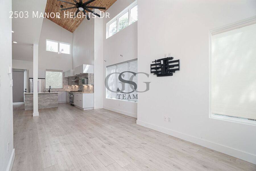 House for rent at 2503 Manor Heights Dr, San Antonio, TX 78231