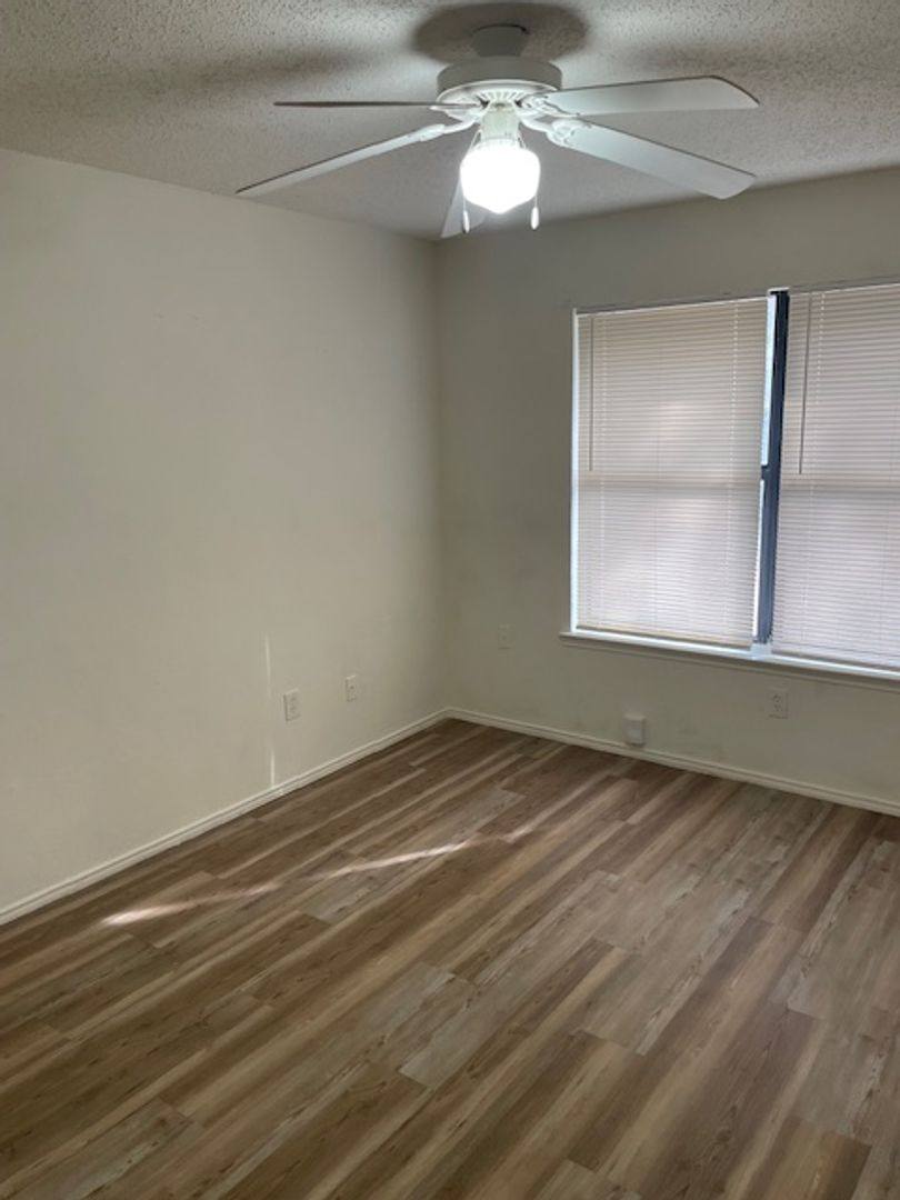 House for rent at 716 Woodland Court, Kennedale, TX 76060