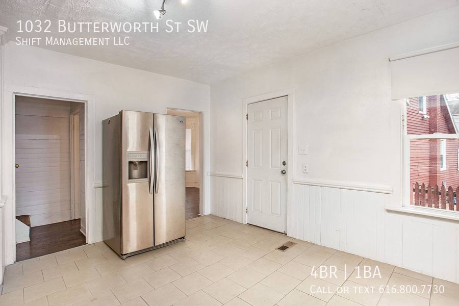 House for rent at 1032 Butterworth St SW, Grand Rapids, MI 49504