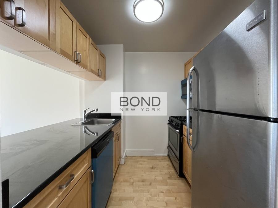 Condo for rent at 323 W 96th St #514A, New York, NY 10025