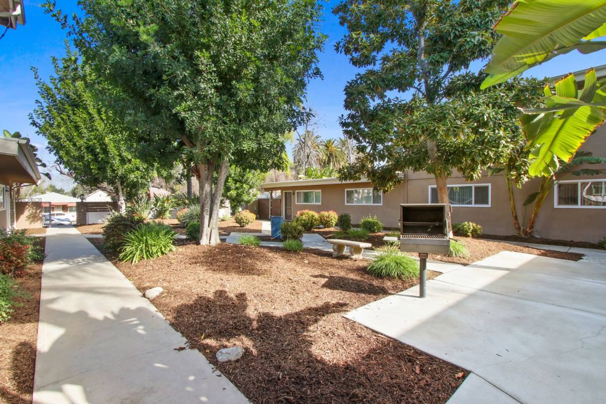 Apartment for rent at 930 Stillman Ave, Redlands, CA 92374