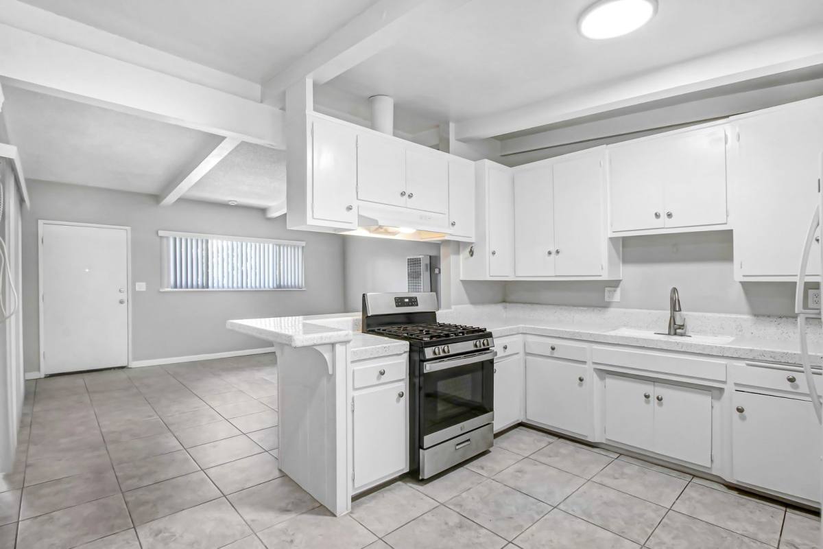 Apartment for rent at 930 Stillman Ave, Redlands, CA 92374
