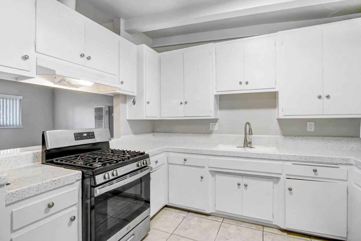 Apartment for rent at 930 Stillman Ave, Redlands, CA 92374