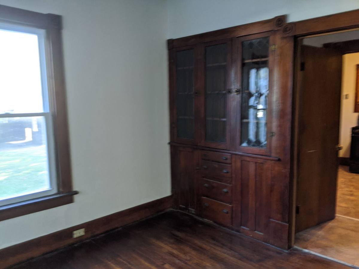 House for rent at 511 16th Ave, East Moline, IL 61244