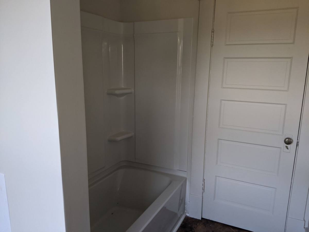 House for rent at 511 16th Ave, East Moline, IL 61244