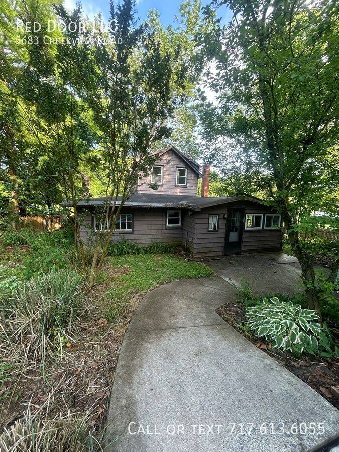 House for rent at 5683 Creekview Rd, Mechanicsburg, PA 17050