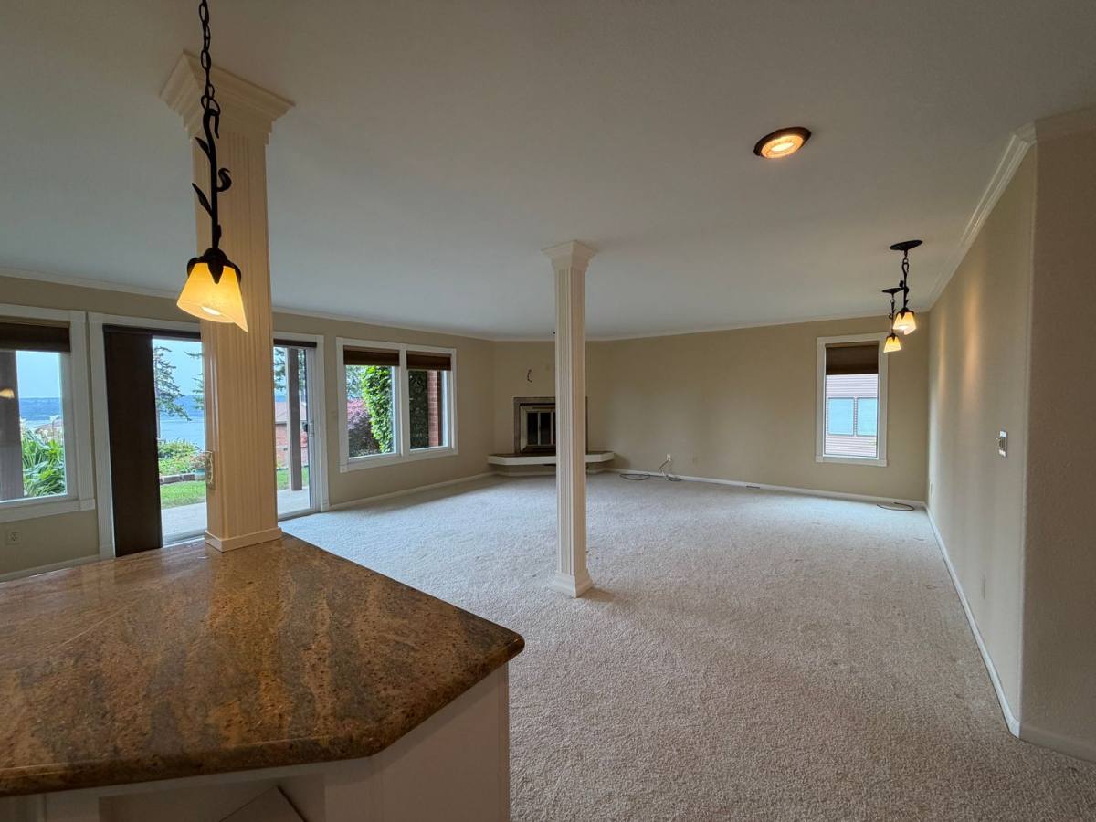 Apartment for rent at 8112 53rd Ave W, Mukilteo, WA 98275
