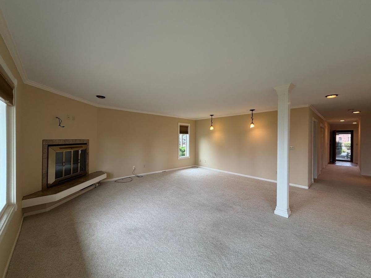 Apartment for rent at 8112 53rd Ave W, Mukilteo, WA 98275