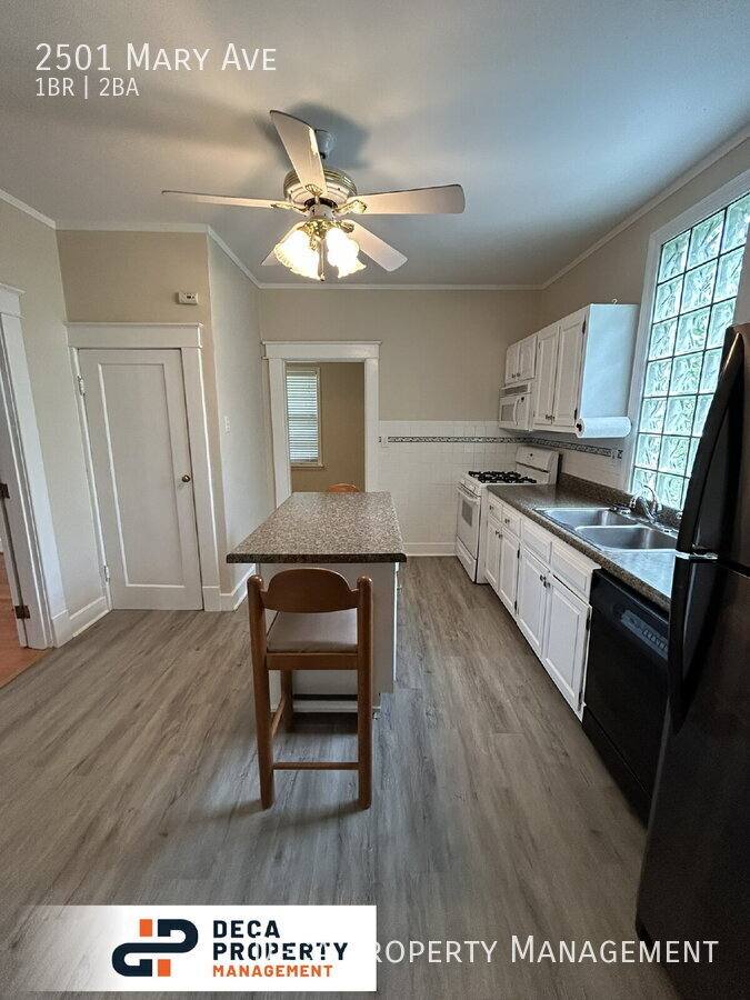House for rent at 2501 Mary Ave, Saint Louis, MO 63144