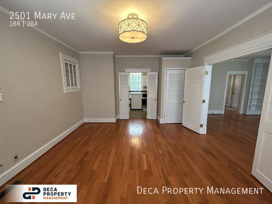 House for rent at 2501 Mary Ave, Saint Louis, MO 63144