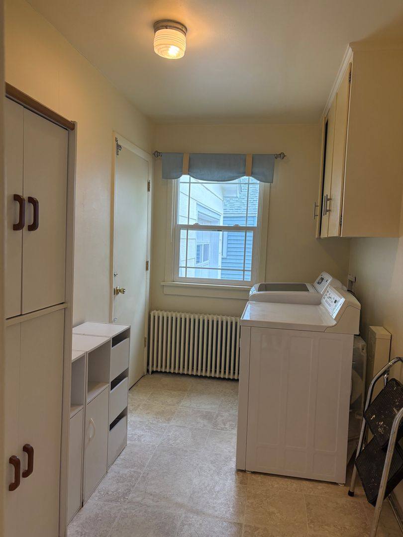 Apartment for rent at 220 S Ave W, Missoula, MT 59801