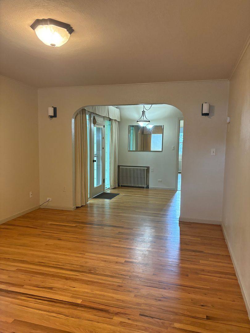 Apartment for rent at 220 S Ave W, Missoula, MT 59801