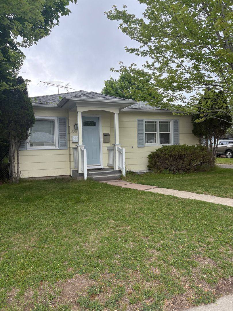 Apartment for rent at 220 S Ave W, Missoula, MT 59801