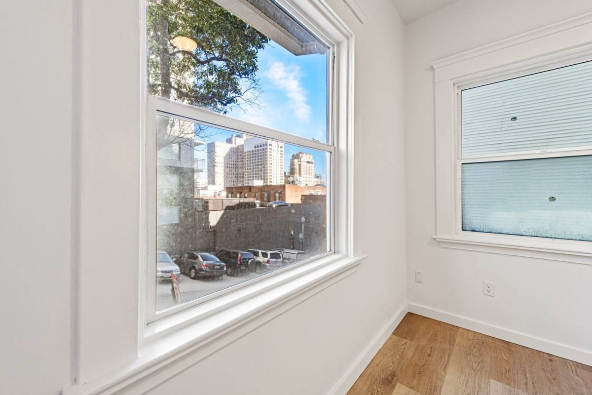 Apartment for rent at 901 Pine St, San Francisco, CA 94108