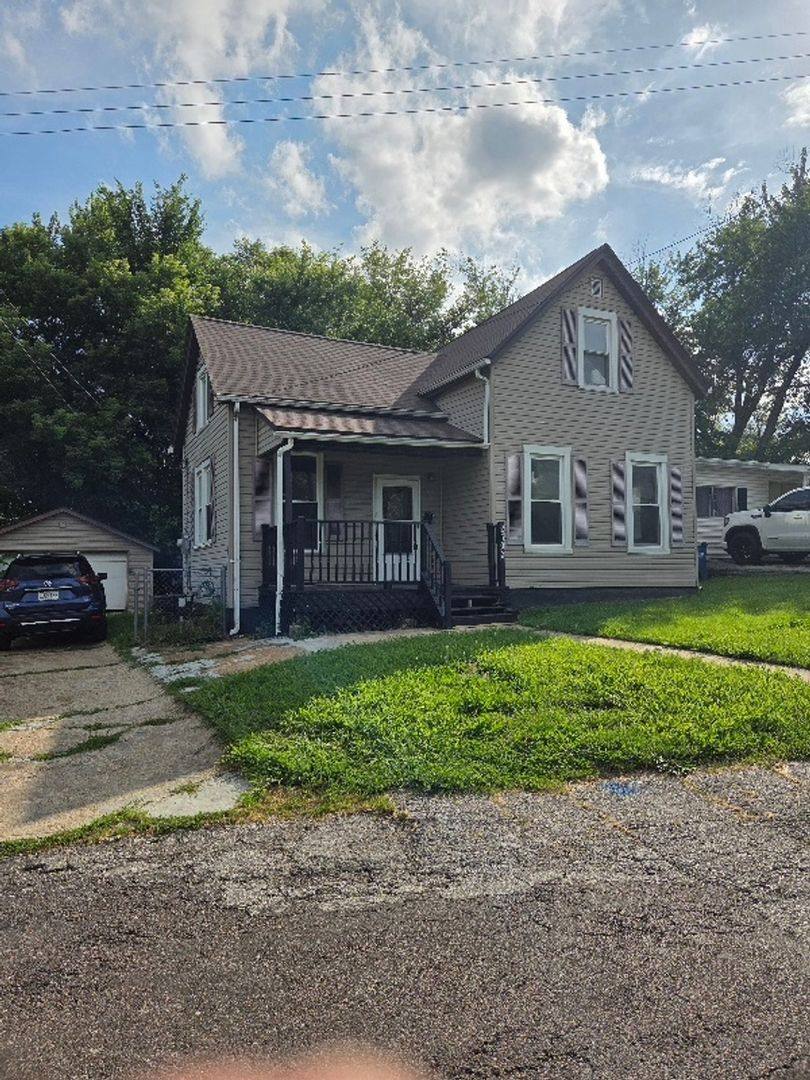 House for rent at 2502 Main St, Saint Louis, MO 63136