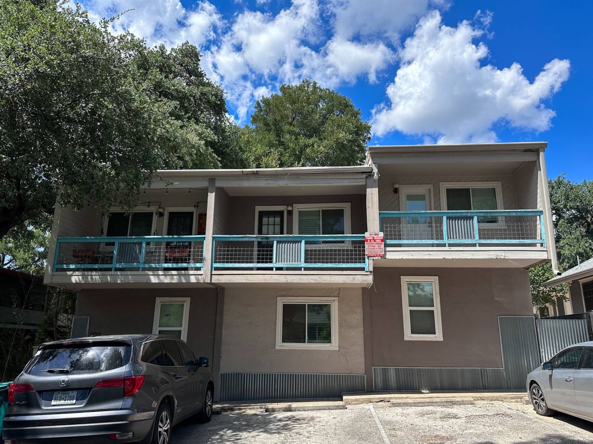 Condo for rent at 1106 W 22nd St, Austin, TX 78705