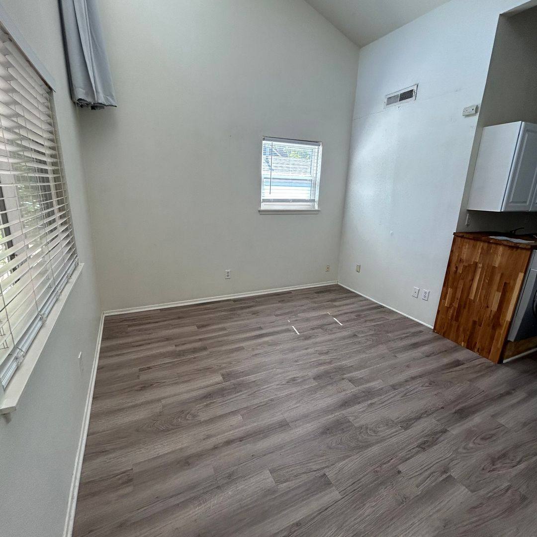 Condo for rent at 1106 W 22nd St, Austin, TX 78705