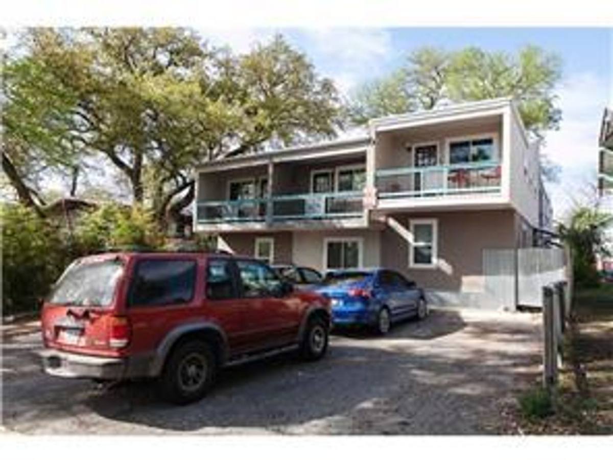 Condo for rent at 1106 W 22nd St, Austin, TX 78705