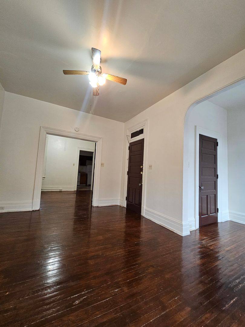 Apartment for rent at 152 E Philadelphia St, York, PA 17401