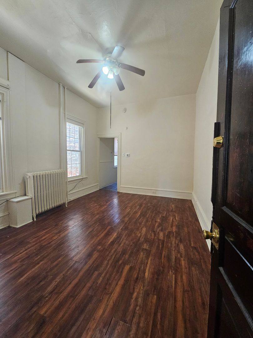 Apartment for rent at 205 W King St, Lancaster, PA 17602