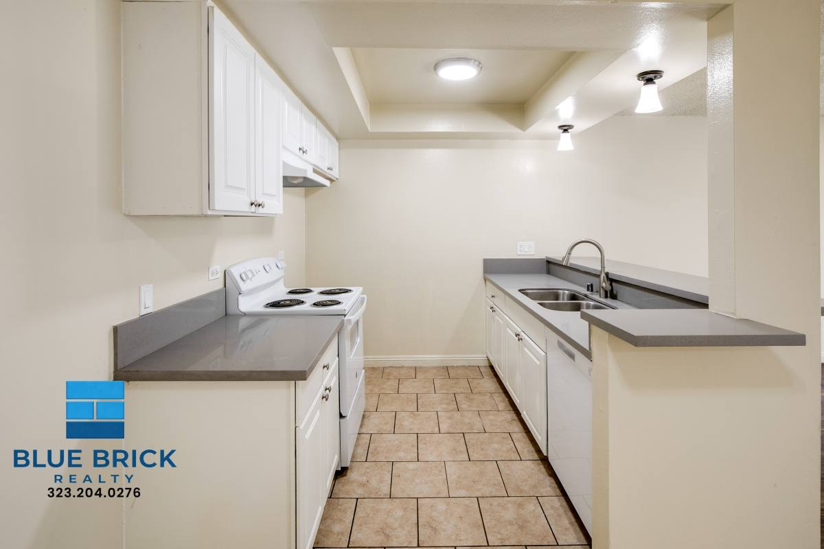 Apartment for rent at 451 S Harvard Blvd #238, Los Angeles, CA 90020
