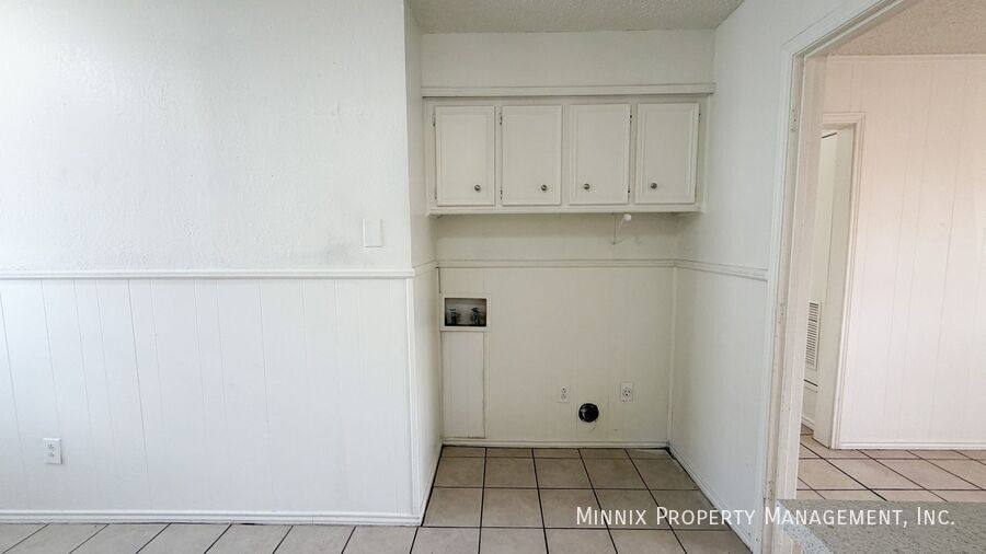 Apartment for rent at 5716 Brownfield Dr #C, Lubbock, TX 79414