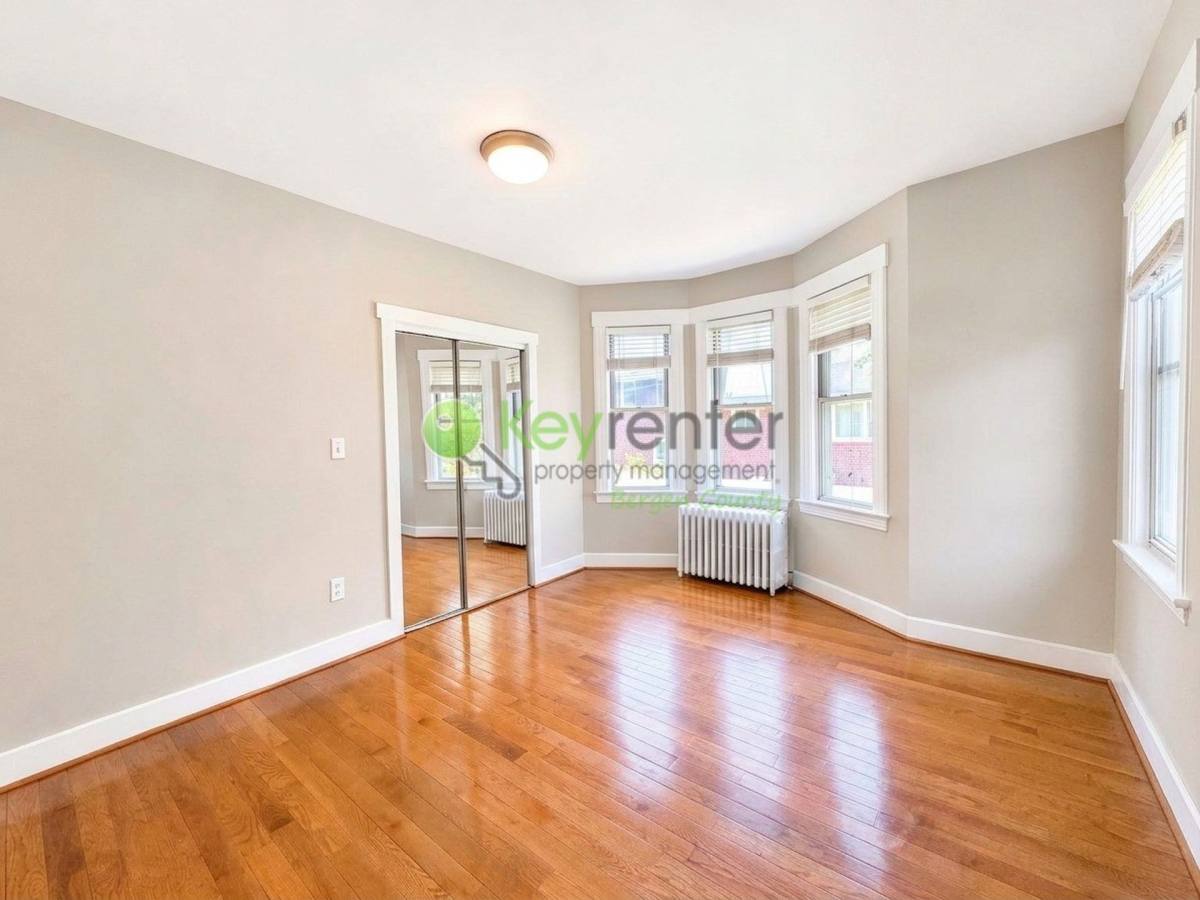 Apartment for rent at 1232 Alicia Ave, Teaneck, NJ 07666
