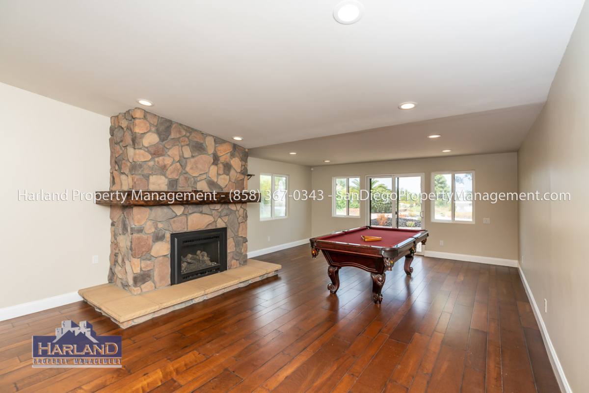 House for rent at 6271 Soledad Mountain Rd, La Jolla, CA 92037