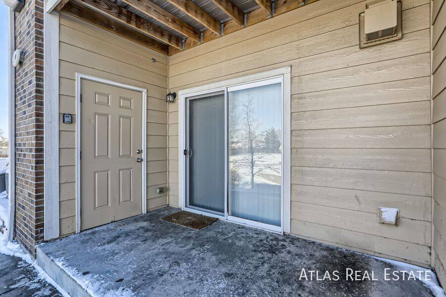 Apartment for rent at 15504 E Arizona Ave #203, Aurora, CO 80017