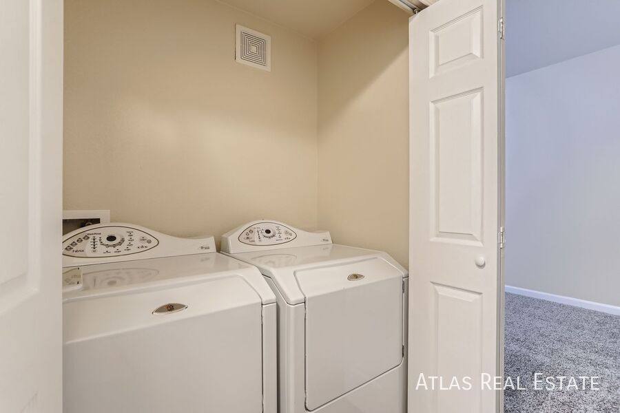 Apartment for rent at 15504 E Arizona Ave #203, Aurora, CO 80017
