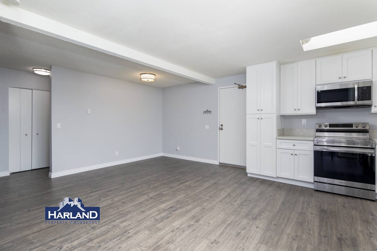Condo for rent at 8332 Regents Rd #3A, San Diego, CA 92122