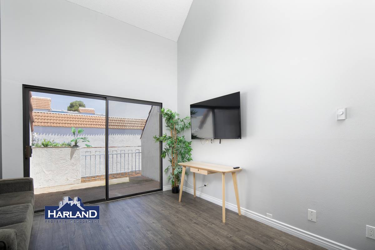 Condo for rent at 8332 Regents Rd #3A, San Diego, CA 92122
