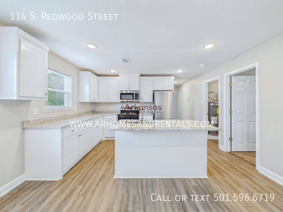 House for rent at 114 S Redwood St, North Little Rock, AR 72114