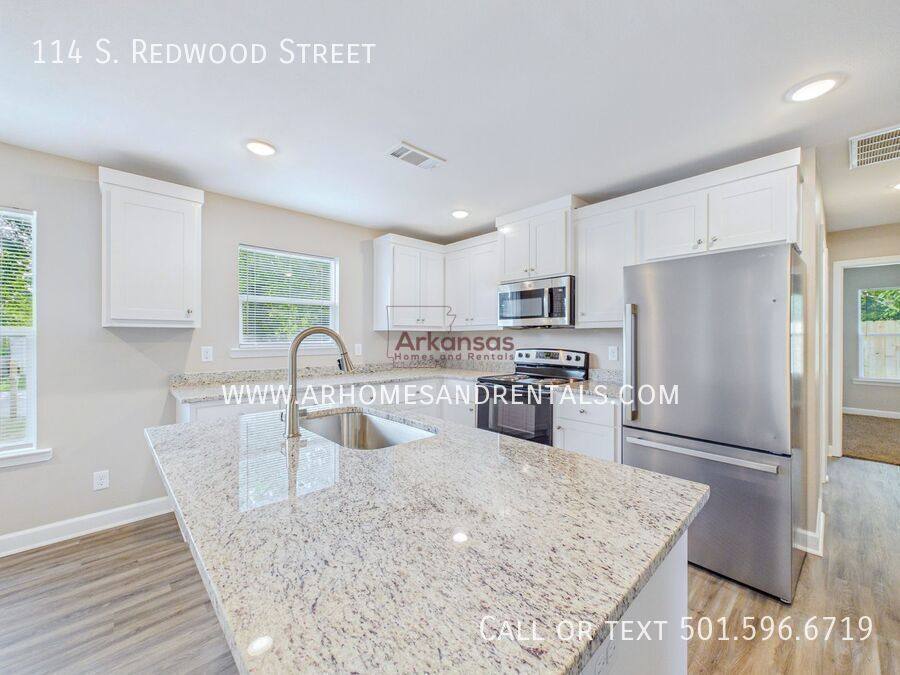 House for rent at 114 S Redwood St, North Little Rock, AR 72114